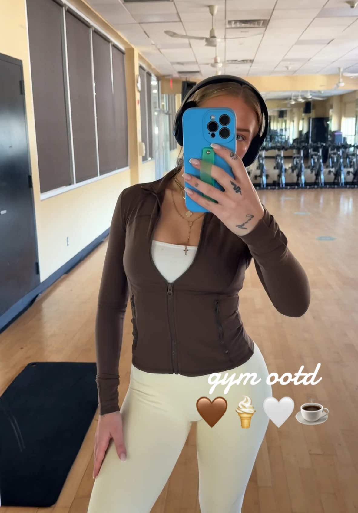 my favorite fall/winter combo is brown & cream🫶🏼
