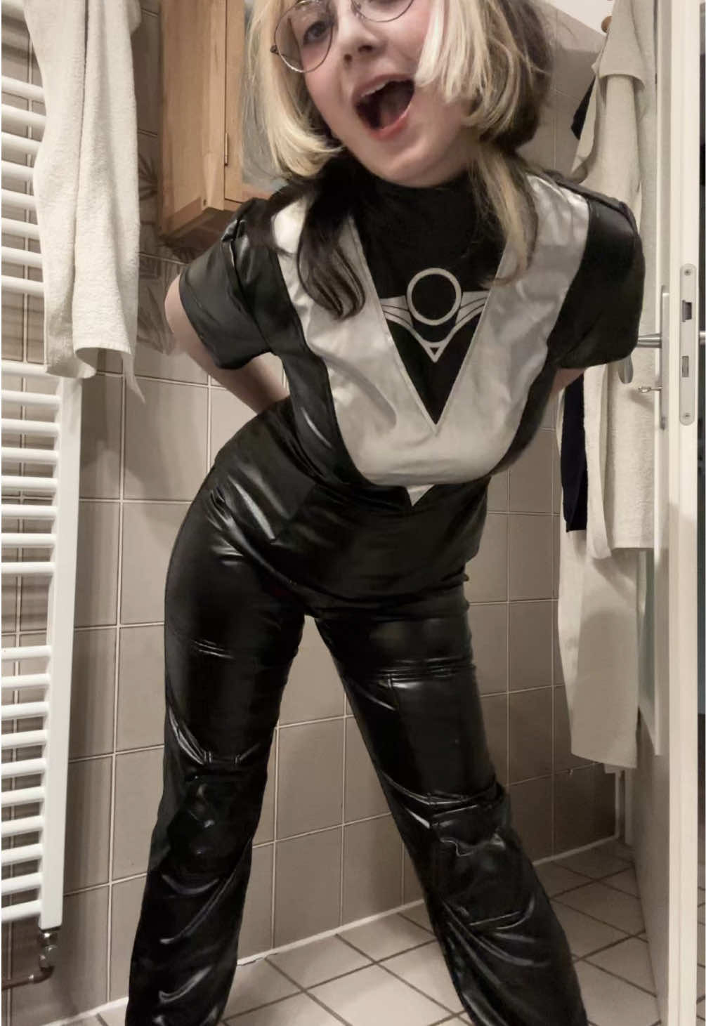 Asian sizing be like #cosplay#sagecosplay#Valorant 