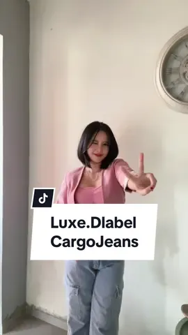 Siapa disini yg pernah di julid in karna pake outfit murah? Hehe , aku aku akuuu 🖐🏻 gak apa apa ya guysss , kalian beli selagi kalian suka , nyaman , kan gak pake duit mereka 🤌🏻#fypシ #fyppppppppppppppppppppppp #foryourepage #cargopants #ootd #outfitideas #affiliate #affiliatemarketing #luxedlabeljeans #cargojeans #luxedlabel #luxedlablejeanshigwaist 