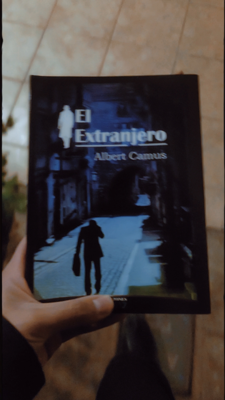 En verdad, no sé.  #albertcamus #existencialismo #literatura #foryou #libros #BookTok #absurdismo #filosofia #books 