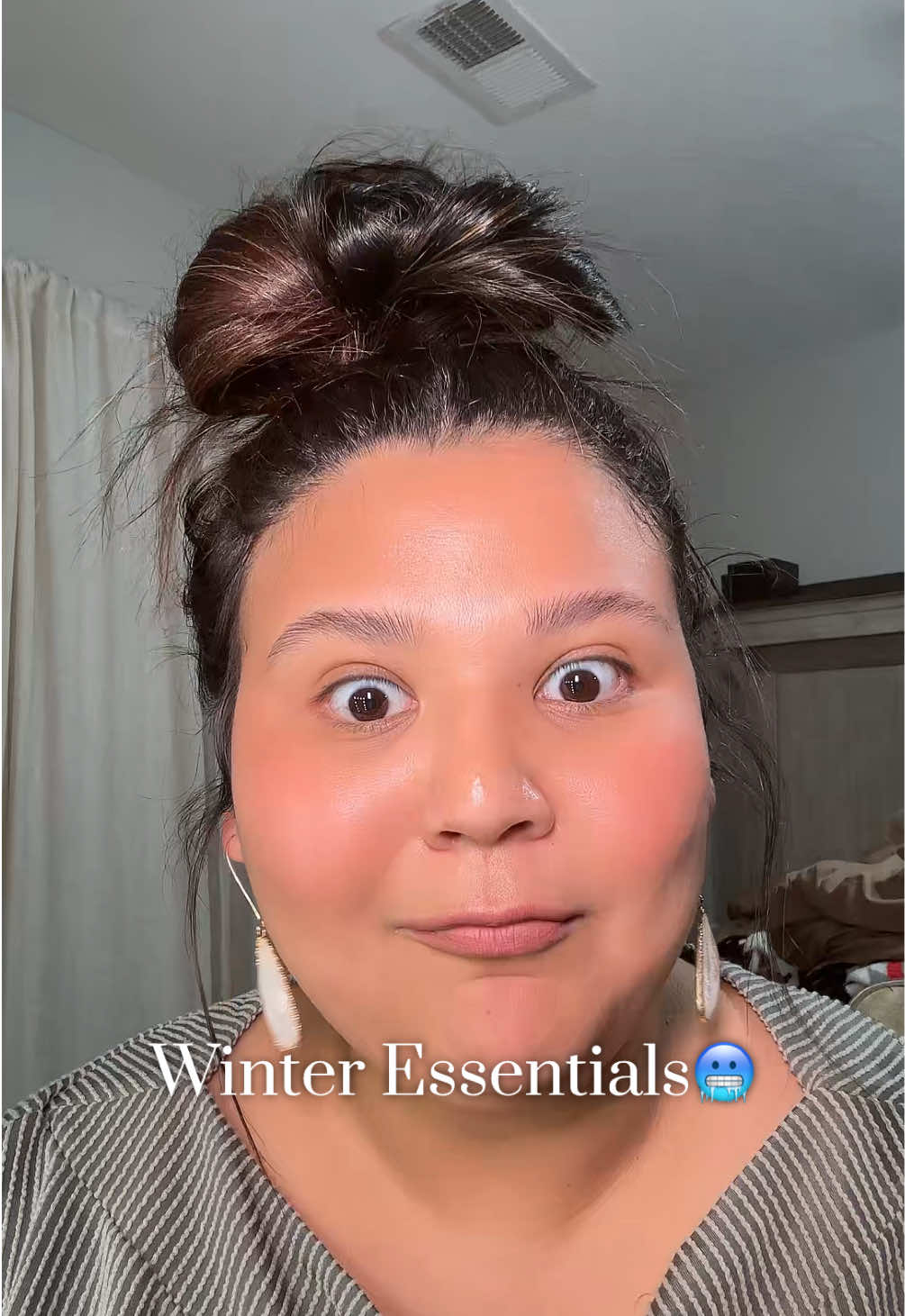 am i crazy or just ahead of yall?👀 #ocoopahandwarmer #ocoopahandwarmers #ocoopa #winteressentialswomen #wintermusthaves #bluecollar #welder #stockingstuffers #stockingstuffer #stockingstufferideas #tiktokshopblackfriday #tiktokshopcybermonday #tiktokshopfinds #tiktokshopholidaydeals #holidayhaul #cozycountdown #ttstakeover 