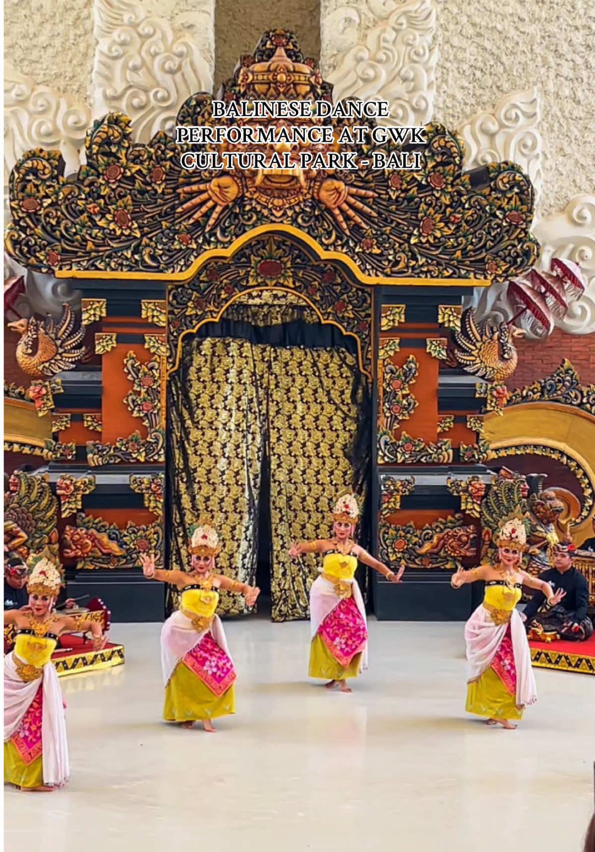 Balinese dance performance at garuda wisnu kencana cultural park #Bali#gwk 