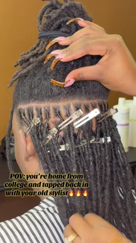 I don’t care how long its been, my OG clients can forever sit in my chair 🫶🏾 (ps he didnt want a detox so dont say it) #locs #houstonlocs #locjourney #retwist #houstonloctician #loctician #locmaintenance 