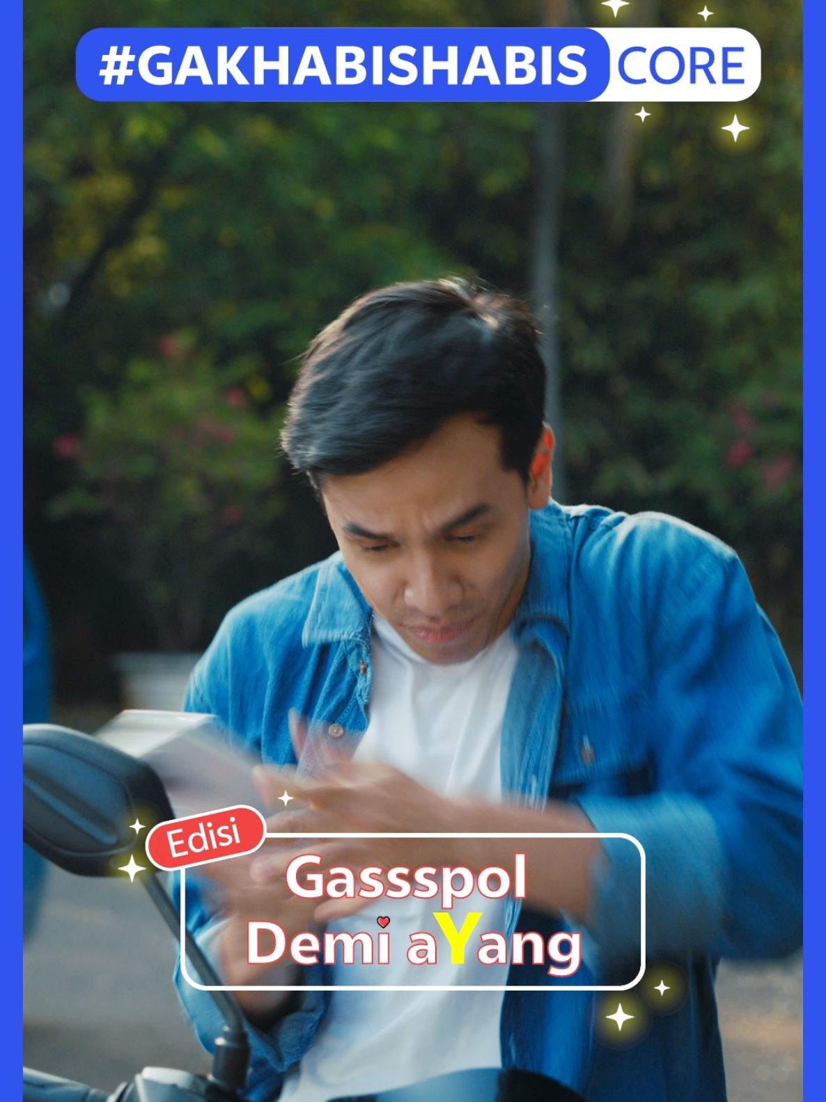 Aman aja kalau pakai #vivoY19s, #GakHabisHabis kuatnya! 💪 Hape jatuh, kesiram air, keinjek anak sekolah, #vivoY19s tetap #GakHabisHabis kuatnya! Dengan IP64, SGS Drop Certification, dan baterai 5500 mAh otw rumah aYang ? Gas sekaraaanng!! 🛵💨