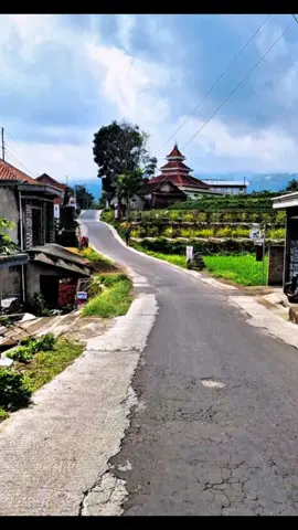 kabut biru#bismillah #assalamualaikum #padahariini #pesonasupirtruck #pesonatrukindonesia #drivermuda #drivermudapunyacerita #pejuangrupiah #fypシ゚ #jawapride #jalanjalan #sahabat #supir #musik #dangdut #koplo #adella #sherlykdi 