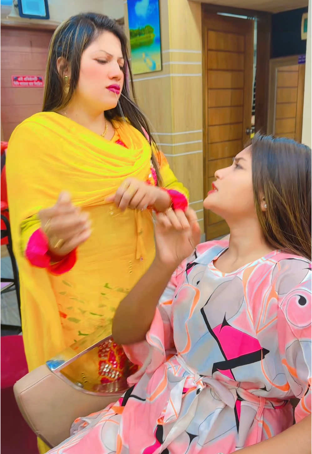 Cole jabe naki?#saj1makover #makeup #shanarpar #foryou @shika makeover official @Ripa Hossain 