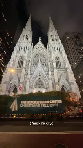 It’s time!!! The @Rockefeller Center Christmas Tree of 2024 has arrived and will be installed in a few hours 🥰🎄 #entertainmentnews #rockefellercenter #rockefellercenter🎄 #christmasinnewyork #nyc #nycchristmas #christmastree