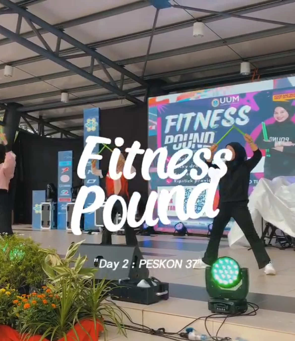 Day 2 di Peskon 37 meriah dengan Program Fitness Pound! 🥁🔥  Terima kasih kepada semua yang hadir, penuh tenaga dan semangat! Jom lihat kembali momen-momen hebat kita bersama dalam recap ini! 💪✨ Nantikan lebih banyak aktiviti menarik sepanjang Peskon 37!” #PestaKonvokesyenUUM #PESKON37 #PESKONUUMDIHATISEMUA #uumbakatterunggul #uumtoptalent #alumnigemilang  #fyp #2024 #festival 