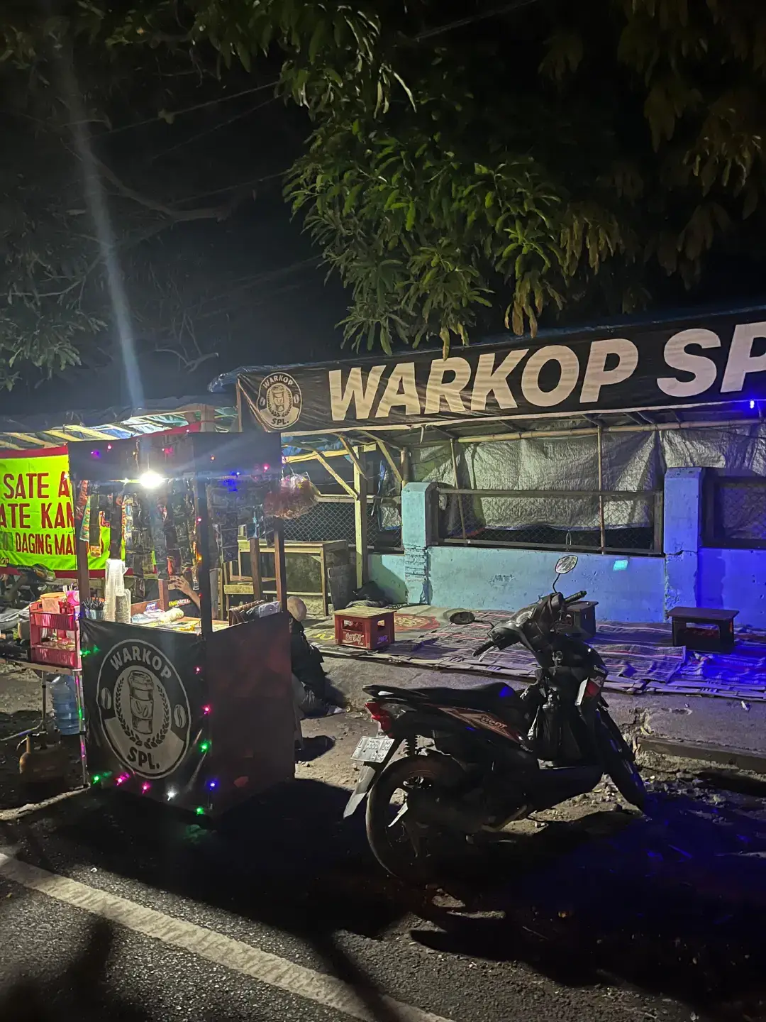 Lokasi warkop SPL  Depan ayam geprek sai terminal pandaan/samping koramil pandaan sebelum perempatan kasri🤏 ES MONY READY SETIAP HARI#beranda #fypシ #warkop #angkringan #fyppppppppppppppppppppppp #bakul #jatim #pasuruan #pandaan #pandaanpasuruan 