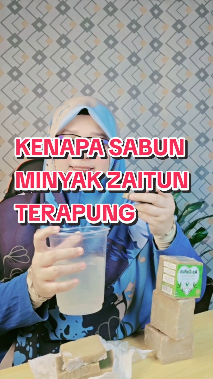 Replying to @ctct18 best bau dia natural, sesuai untuk kulit sesitif, best sangat. Zaitun ni bagus untuk penjagaan tubuh dari kepala ke kaki. Cepat grab sekarang #sabunminyakzaitun #sabunallepo #sabunaleppo #sabunviral #sabunsyria #sabunpalestin #sabuneczema #olivesoap 