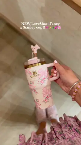 Adding it to my christmas list!🥹💝 #loveshackfancy #StanleyCup @LoveShackFancy #pinkaesthetic #pinkgirly #loveshackfancystanley 