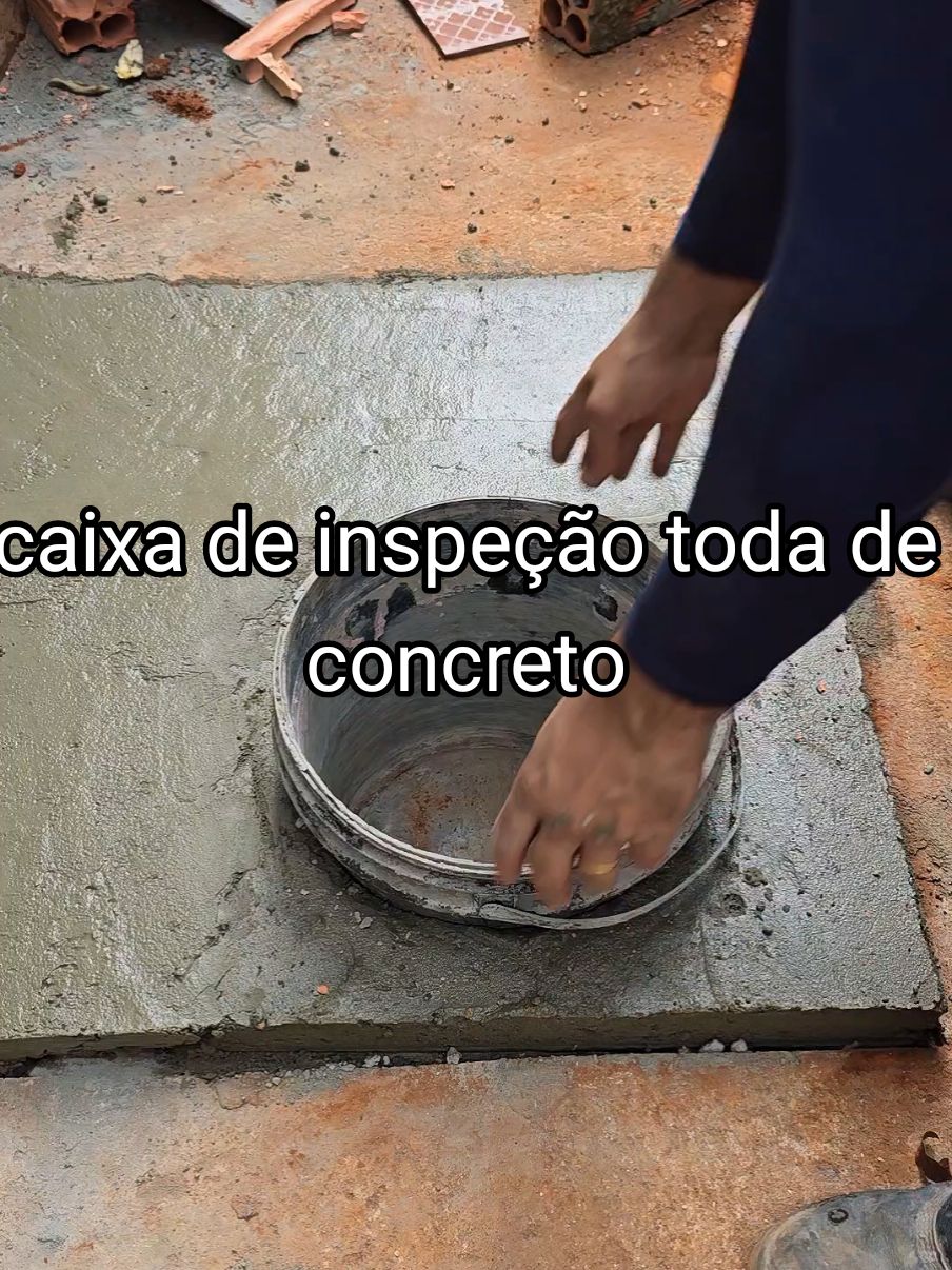 como fazer caixa de inspeção toda no concreto puro  #pedreiro #construção #obra #reforma 