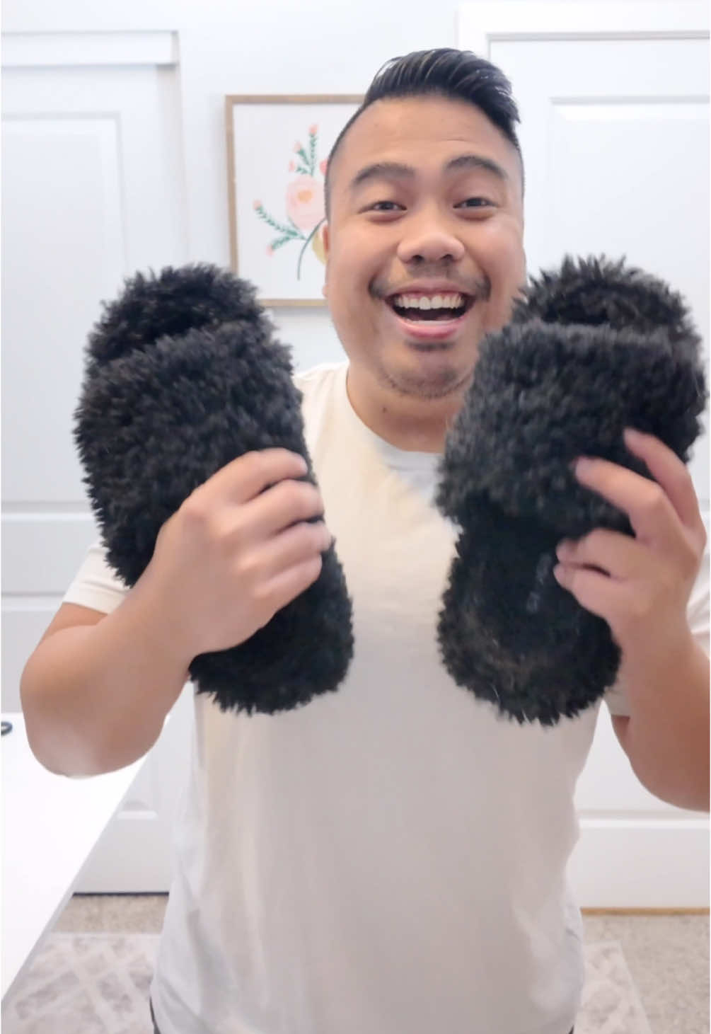 Fur lined crocs #crocs #crocs4life #crocsquad #crocsandsocks #tiktokshopblackfriday #tiktokshopcybermonday