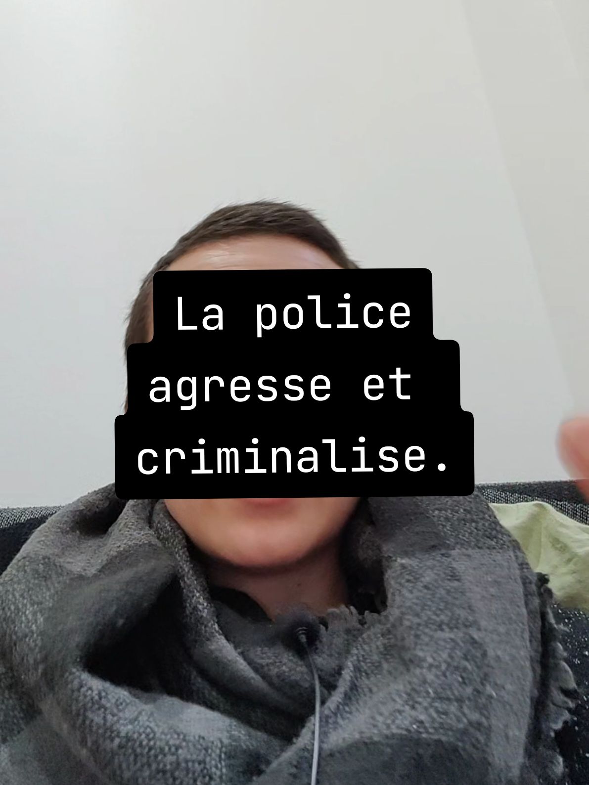 La police agresse et criminalise.