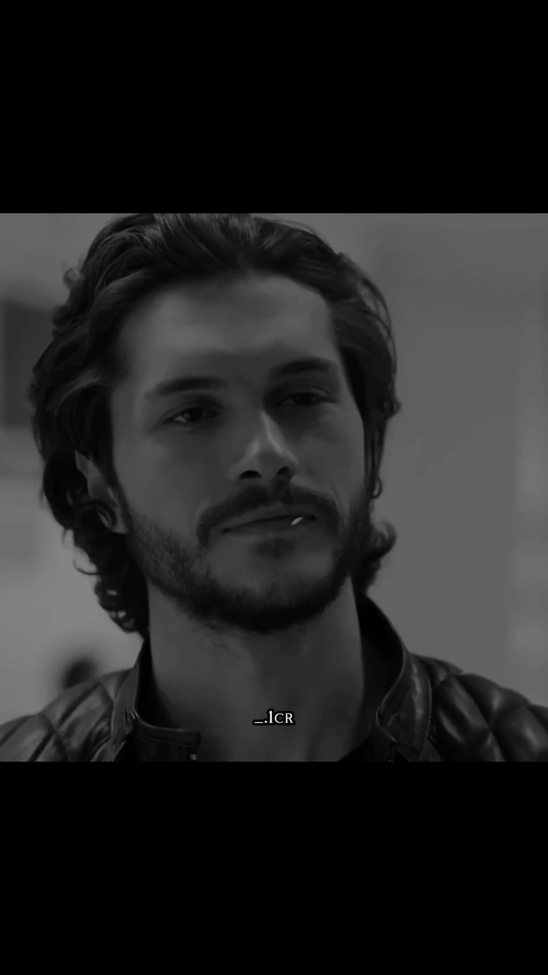 منو منو قلك منو 😂❤️‍🔥 #alperenduymaz #explore #الحفره #çukur #tiktok #fouryou #fyp #fypシ #capcut 