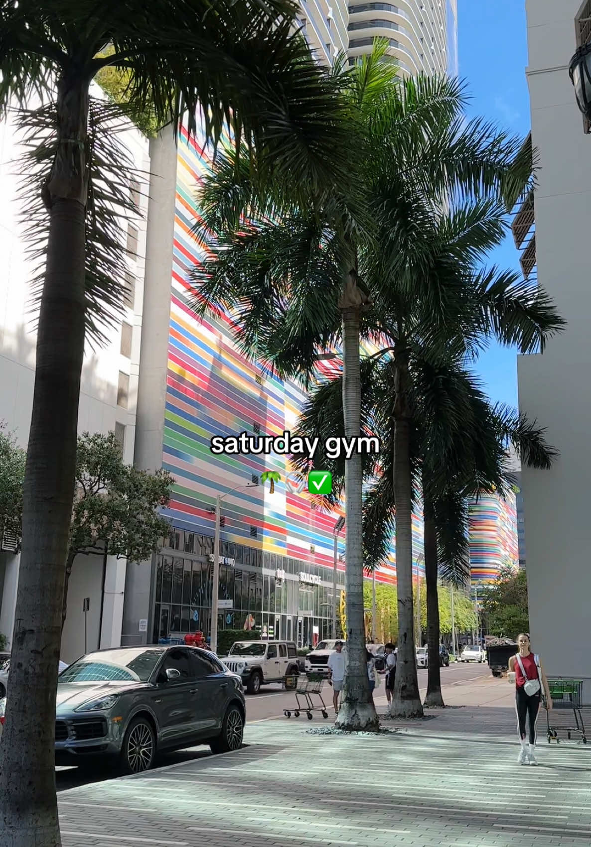 saturday at the gym 🌴🎧  #miami #brickell #foryoupageofficiall #trending #gymvlog #creatorsearchinsights #thingstodoinmiami #miamilife #visitmiami #gym #GymTok #gymvlog #foryoupage❤️❤️ 