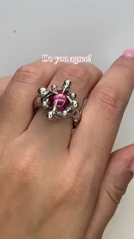 A gorgeous wine red pearl made into a chunky soft soldered ring by me! Available on the 29th xx #alternativejewelry #makejewelrywithme #jewellerybusiness #jewellerydesign #handmadejewelry #gothicjewelry #vampirejewelry #chunkyring 