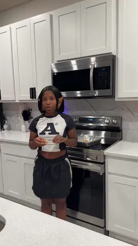 YALL 😂‼️ JUMBO EARS PRANK OUT ON YOUTUBE NOW !! 