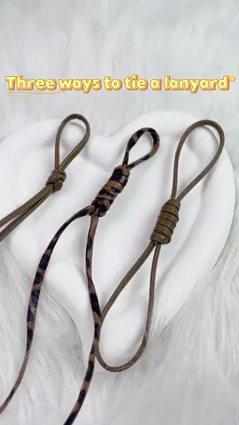 Three ways to tie a lanyard for keychains #fyppppppppppppppppppppppp #DIY #beads #diy #diyproject #handmadecraft #fyp #fypシ #gift #cute #fory #foryouu #foryoupage❤️❤️ #Love #handwork #handmadegifts #gifts #fancybeads #beadablepens #rope #ropeknot 