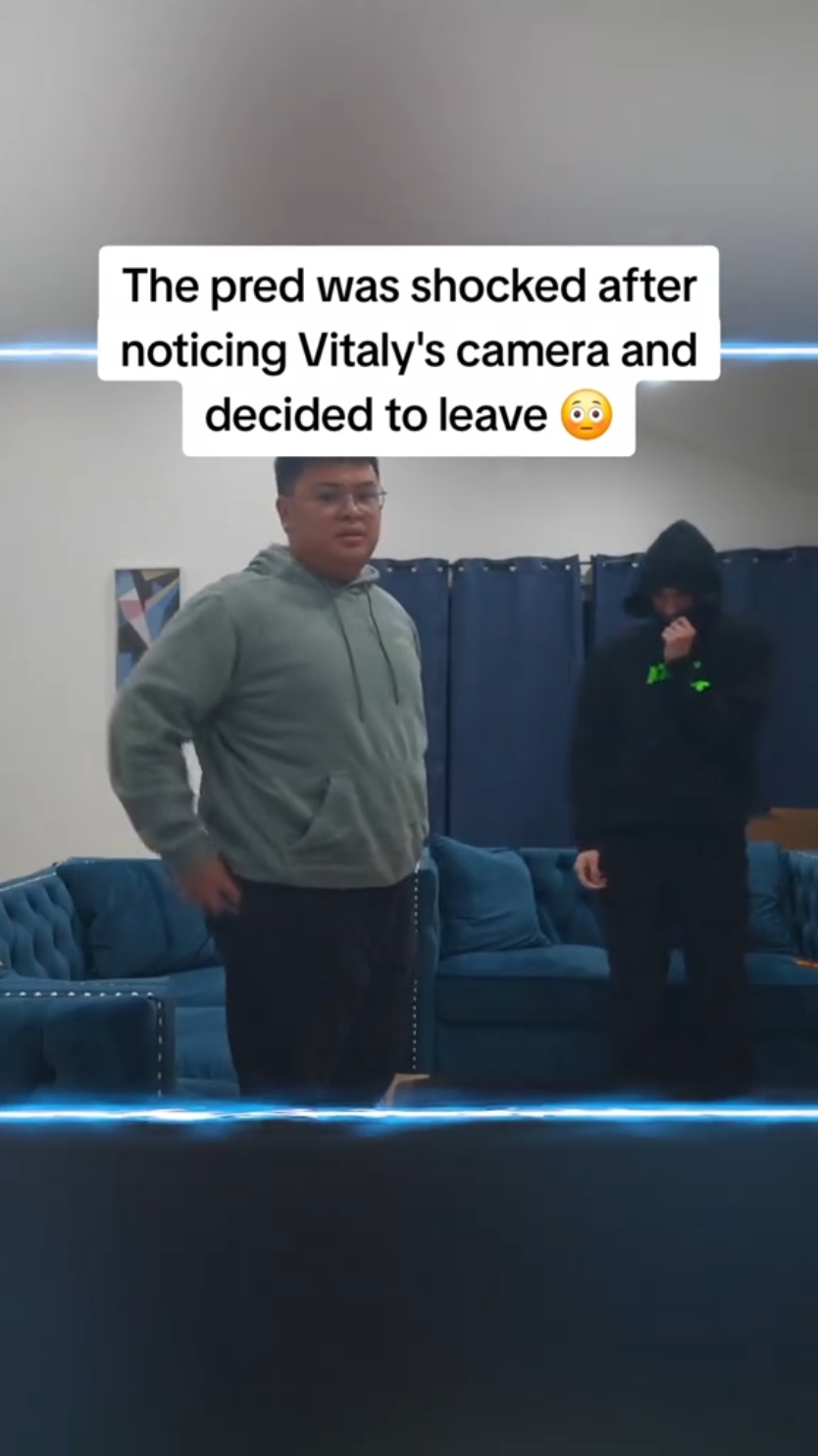 The pred was shocked after noticing Vitaly's camera and decided to leave 😳 #vitaly #vitalyclips 