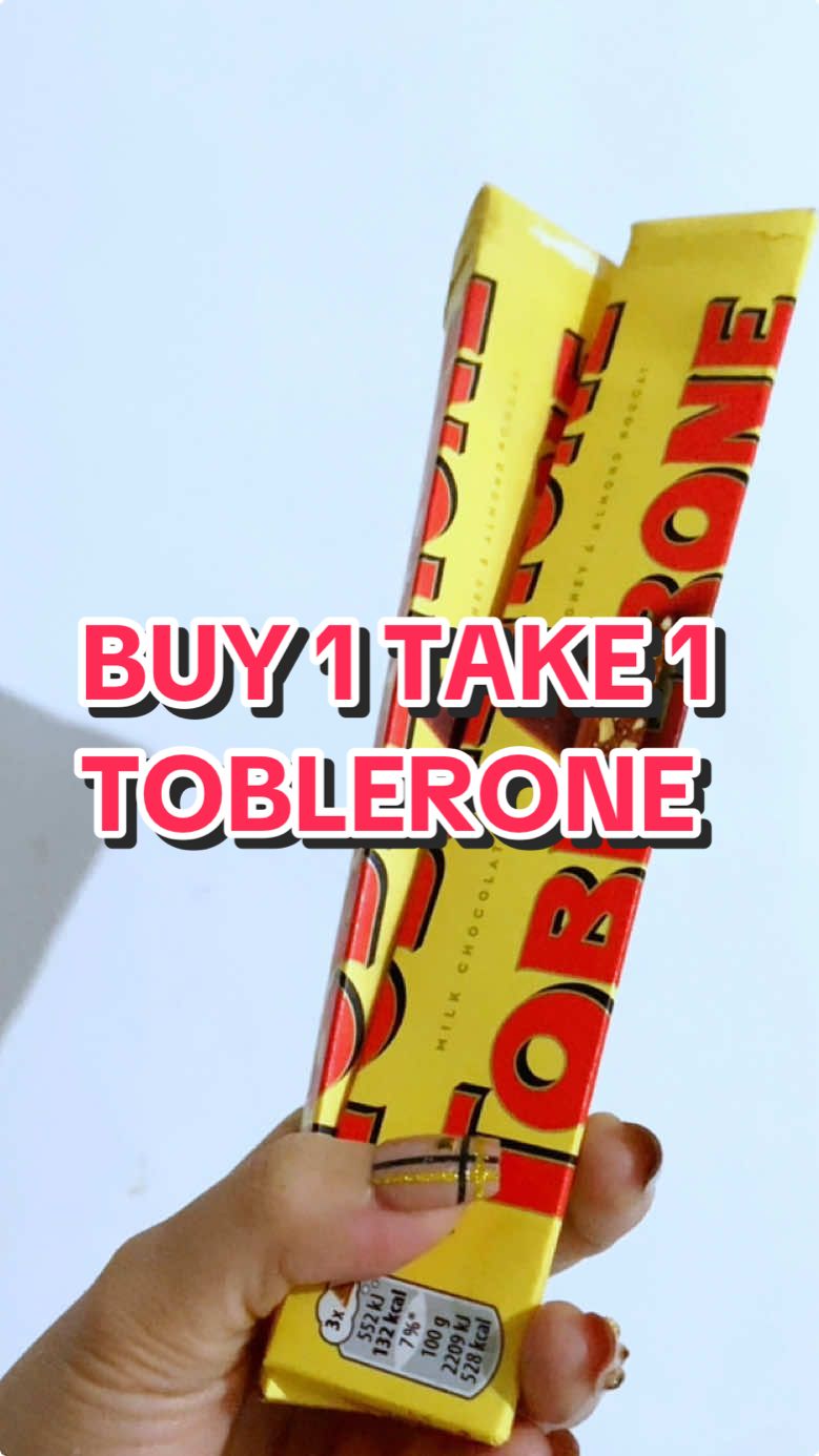 It's a season of gift giving! Naalala ko kapag pasko daming chocolates ng mga kiddos lalo kung bigtime ang mga ninong ninang hehe 🤭 #christmasgiftsforkids #chocolatesbuy1take1 #tobleronechocolate 