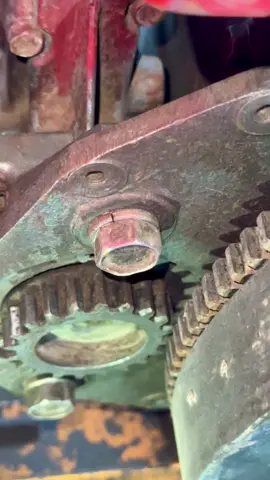 How work starter inside gear #mechanic #mechaniclife #automechanic #uk #usa #foryou #viral #fyp #mechanico #garage #workshop #engineering #mecanico #video #mechanicalengineering #engineer #amazing #mechanics 