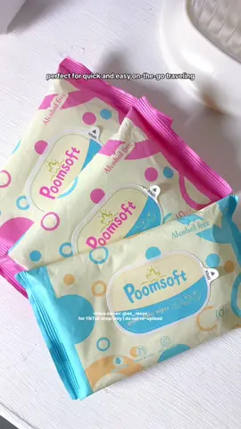 This is a must have talaga lalo while traveling with your baby. Perfect rin if small bag lang lagi dala mo kasi fit sya! #poomsoft #poomsoftbabywipes #babywipes #travelsize 