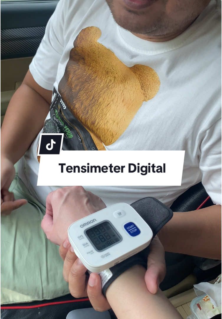 Replying to @KenYorindra tensimeter tangan #wristtensimeter #tensimeteromron #tensimeterdigital