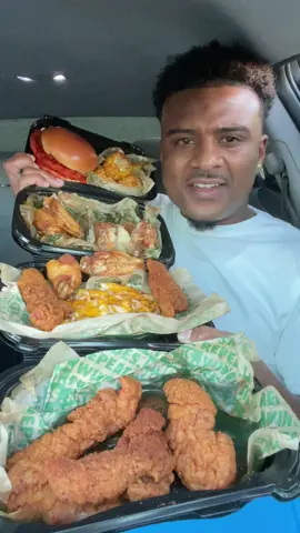 wingstop 🥵🍗 #wingstop #foodasmr #mukbang #fyp #chicken 