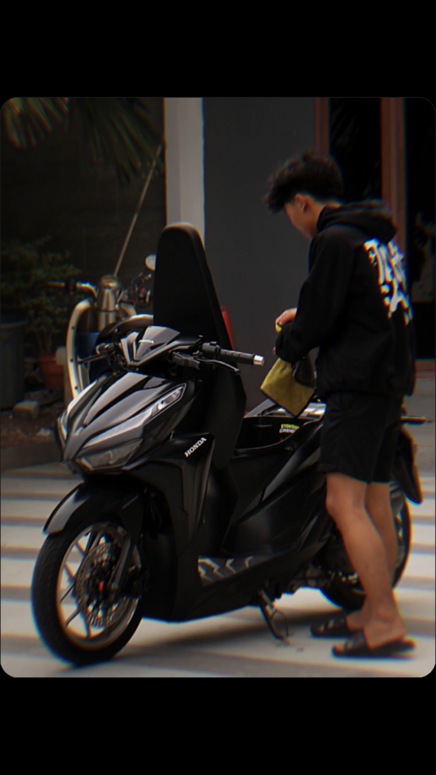 😎😎 #vario125modifikasi #variomodifikasi #vario125 #foryoupage #xyzbca #fyp #evilblack⚡️