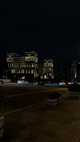 Məni axtar darixanda🫠