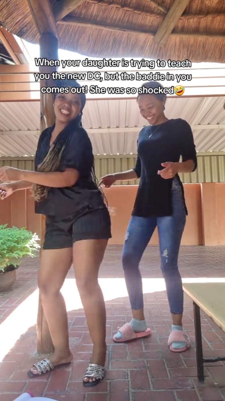 🤣🤣🤣🤣🤣🤣🤣🤣🤣🤣🤣🤣 #fyp #funnytiktok #dance #challenge #foru #foryoupage❤️❤️ #mom #momlife #daughter 