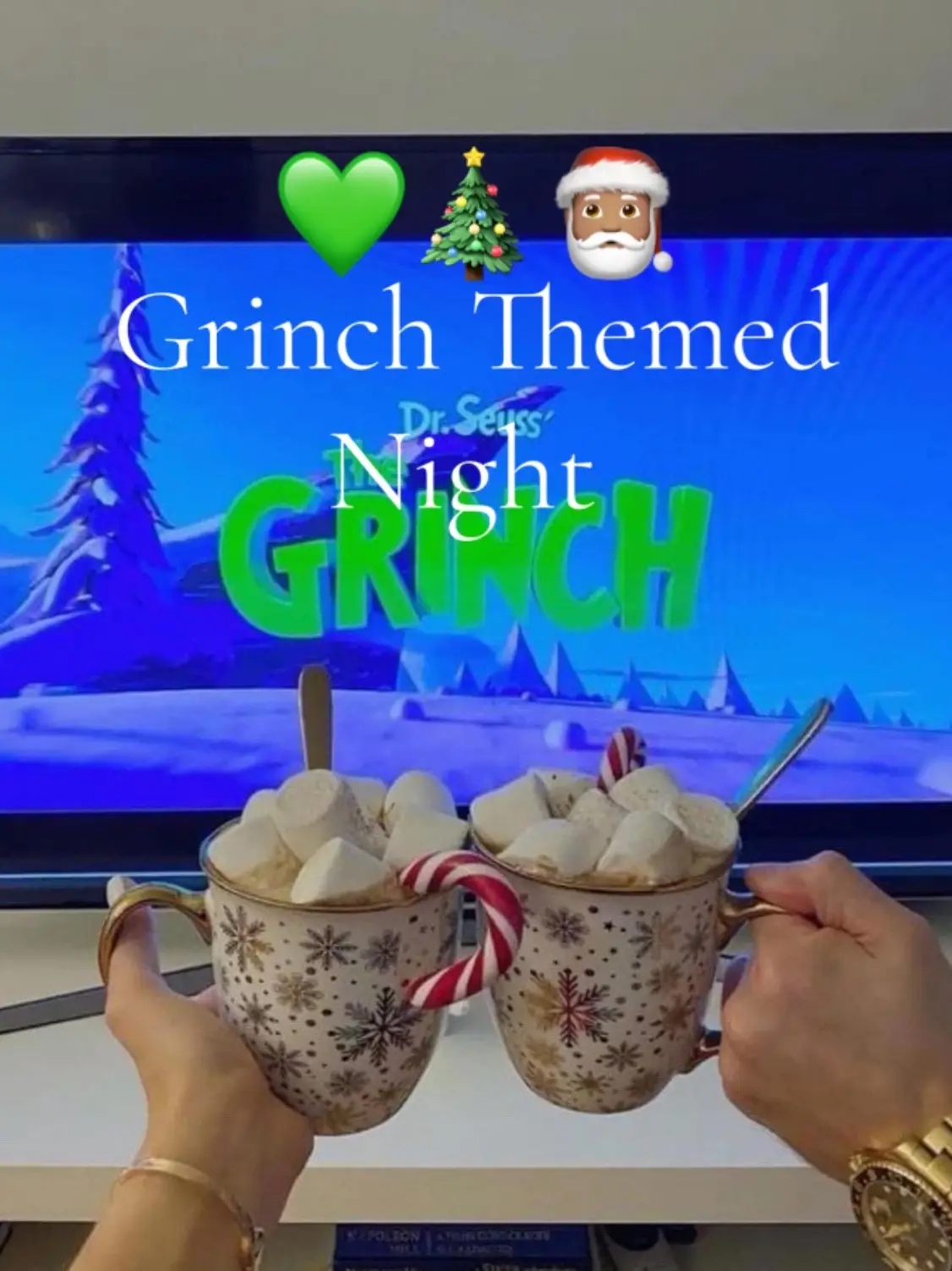 Tell me something better? #festive #christmastok #grinchtiktok #grinch 