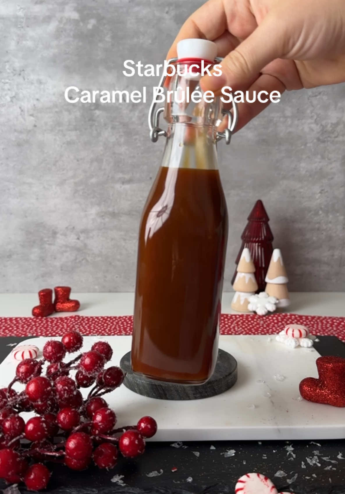 Starbucks Caramel Brûlée Sauce You’ll need:  Sugar Butter Heavy cream Vanilla Salt Search “CARAMEL BRÛLÉE SAUCE” in the search bar on my website for the full recipe🎄