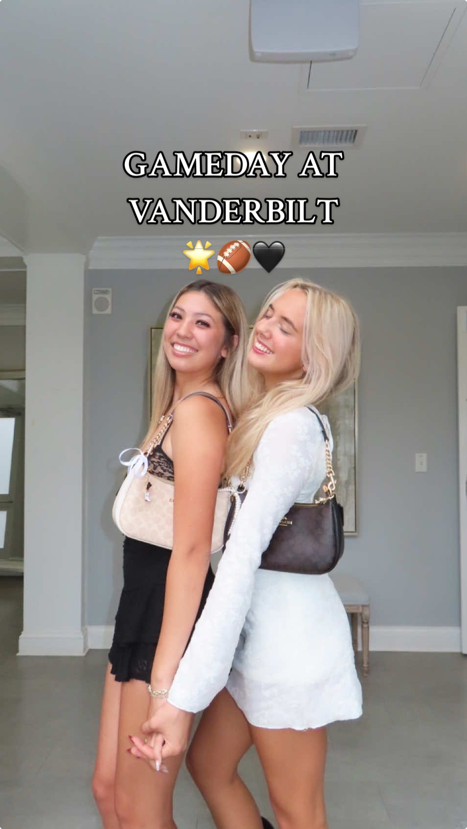 vanderbilt gameday vlog! such a fun day 🏈🫶🏼🖤🌟 #Homecoming #hoco #gameday #secgameday #vanderbilt #vandyfootball #footballschool #sec #vandy #gamedayvlog 