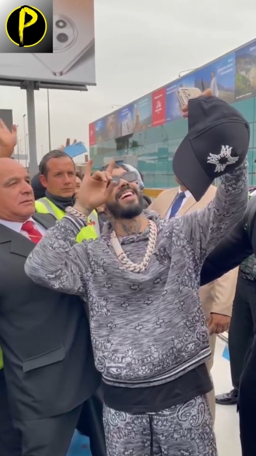 ANUEL AA LLEGO A PERU CON SU GIRA RHLM2 Y COMPARTIÓ CON SUS FANÁTICOS. 😱🔥 #viralshort #anuellaa #parati #viral #2024 #todos #peru 