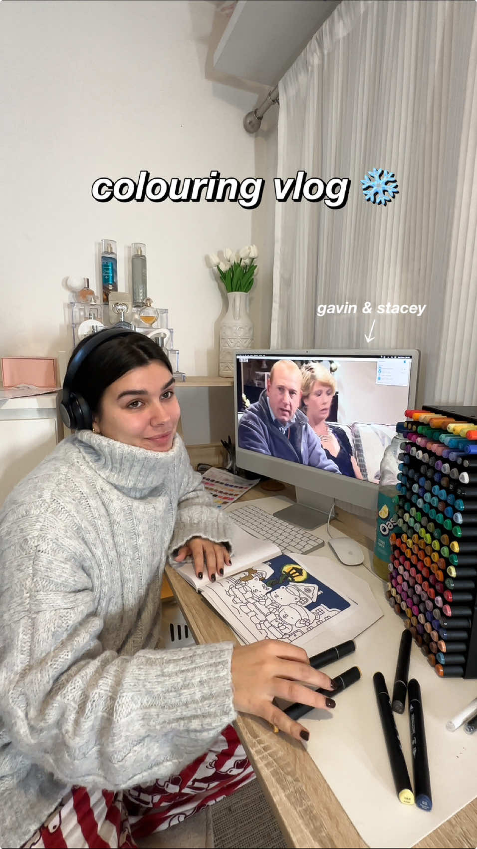 Let’s do some colouring together!! Colouring vlog 🖍️🥹❄️  #colouring #colouringvlog #colouringbook #cosyvlog #dailyvlog #colourwithme 