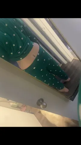 The best photo i can take , day 3 on recovery from emergency spinal surgery. Im able to walk again. Thank the lord for that . This surgery woke me up to eliminate alot of people including family.. if u aint bringing peace i dont want it . 