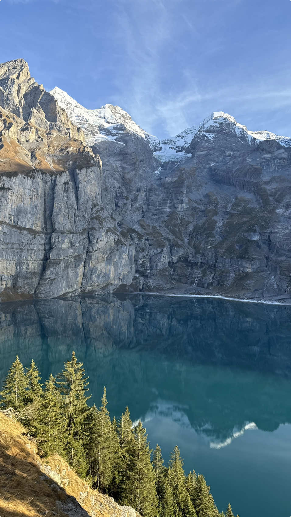 Ça c’est de la vue 🇨🇭🏔️  #suisse #switzerland #oeshinensee #fyp 