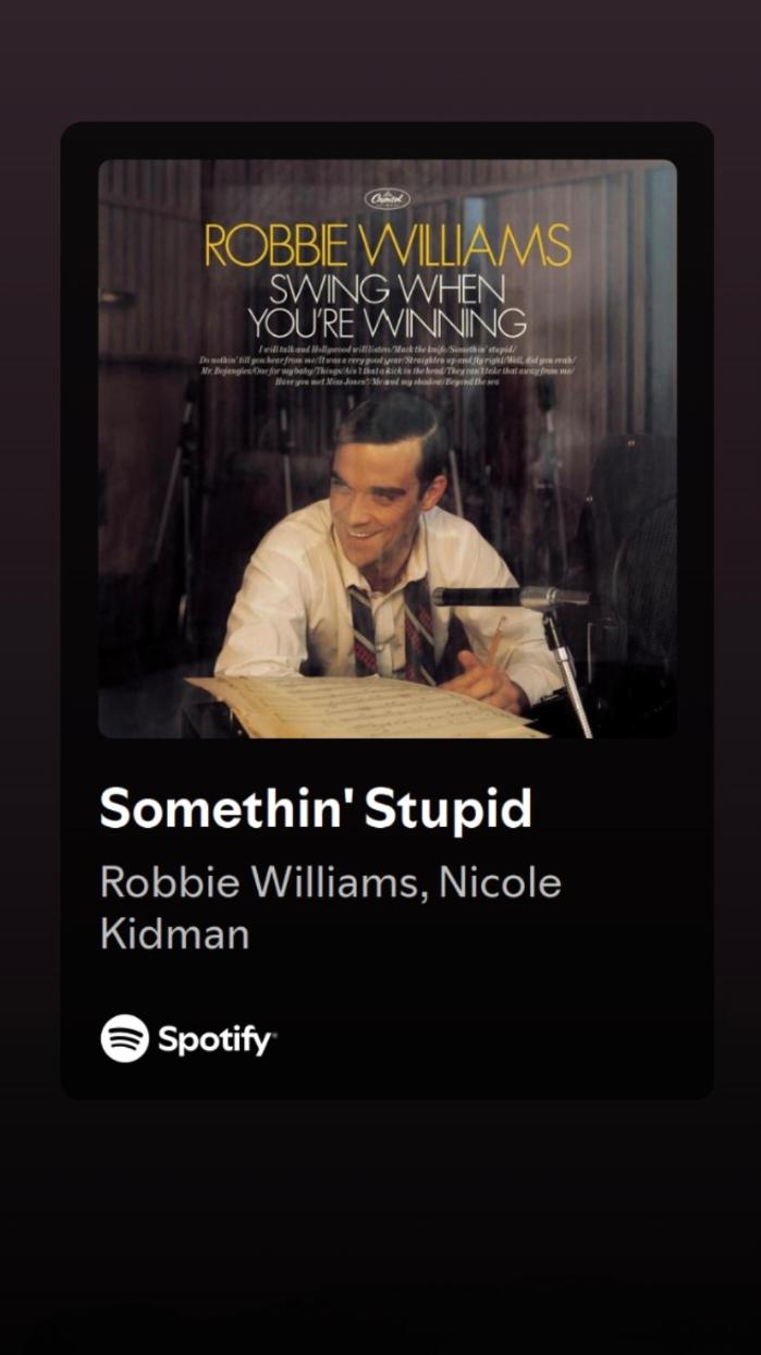 #robbiewilliams #NicoleKidman #somethinstupid #christmashits #musicvideo #throwbacksongs #2001 #00smusic 