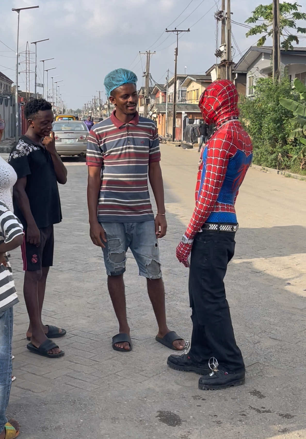 In the hood #fyp #fyp #trend #trending #trendingnow #trendingontiktok #venda #vendacontent #content #contentcreator #vendatiktokers #viral #viralreels #viralvideos #school #schoolvibes #goviral #spiderman #cosplay #spiderverse #spidermaninnigeria #spidermancosplay #spidermanmemes #spidermanhomecoming 