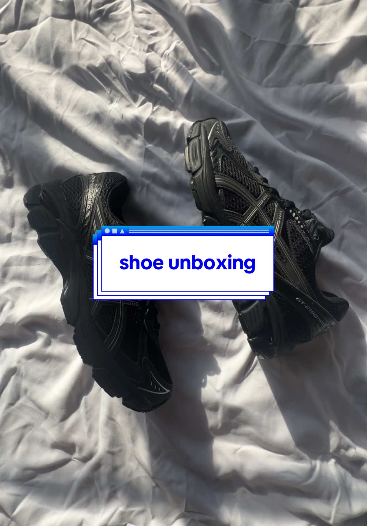 JJJJound x ASICS GT-2160 Unboxing 📦 Hi friends long time no sneaker vid 😗 I don’t usually buy black shoes but these spoke to me 🤷🏻‍♀️🖤  #fyp #unboxing #shoeunboxing #jjjjound #asics #asicsgt2160 #jjjjoundasics 