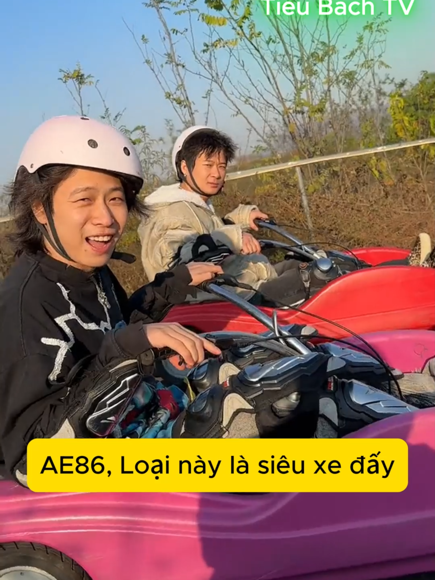 Khi tôi và mọi người được ra ngoài chơi #xuhuong #tieubach #vuinhonhaihuoc🤣