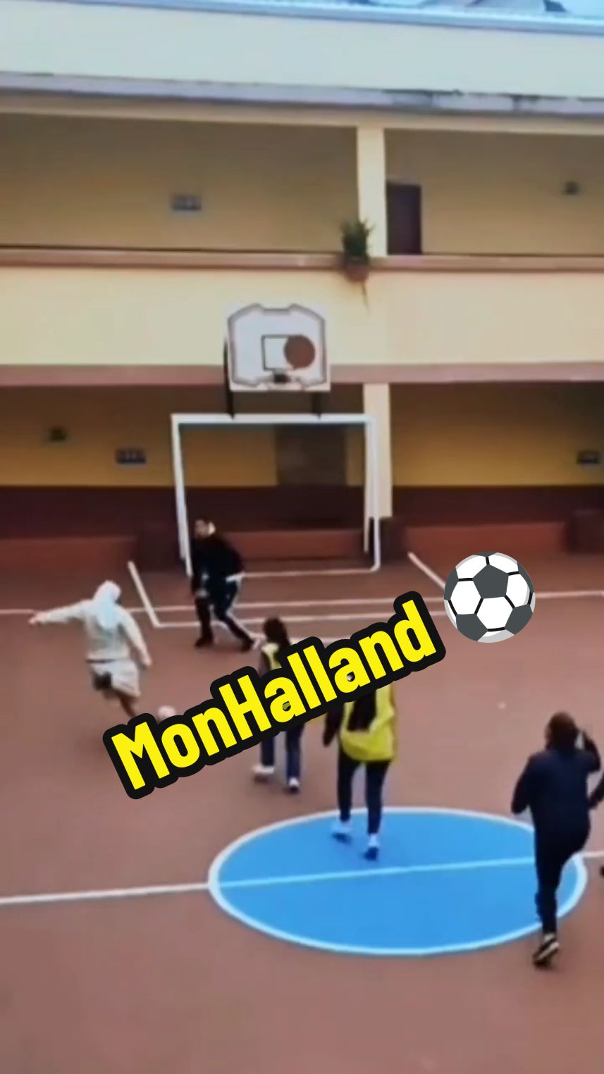 Gol de MonHalland ⚽ #futbol #futboltiktok #monjastiktokeras #gol #halland #monja 