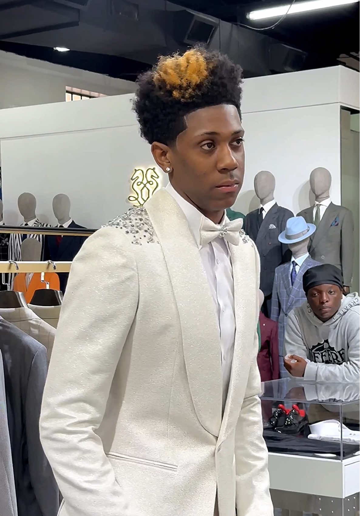 #prom2025 It’s never too early to design your dream prom outfit! Prom 2025 is already in full swing here, and we’re crafting unforgettable looks. Secure your spot now and let’s make your style stand out! #tiktok #TikTokShop #tiktokpartner  #prom #mensfashion #menfashion #style