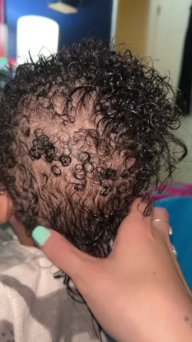 I just love him curls #newborn #momlife #sahm #MomsofTikTok #baby #babyhair #newbornbaby #babytok #momtik #sahmlife #babylife #foryoupage #fypシ #viral #blowthisup #mom #babiesoftiktok #postpartum #newmom 