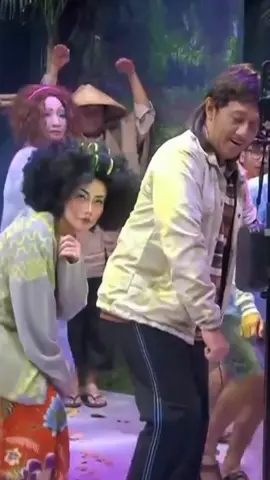 Joget Sadbor di BTS #andretaulany #jelitajely #ayutingting #wendycagur #hestipurwadinata #dickydifie #bercandatapisantai #bercandatapisantaitrans7 #komedi #komedikocak #komeditiktok #lawak #lawaktiktok #lucu #lucu_ngakak #lucubanget #lucuabis #lucutiktok #kocak #kocakabis #kocakngakak #kocakbanget #fyp #fypシ #fypシ゚viral #fypage #viral 