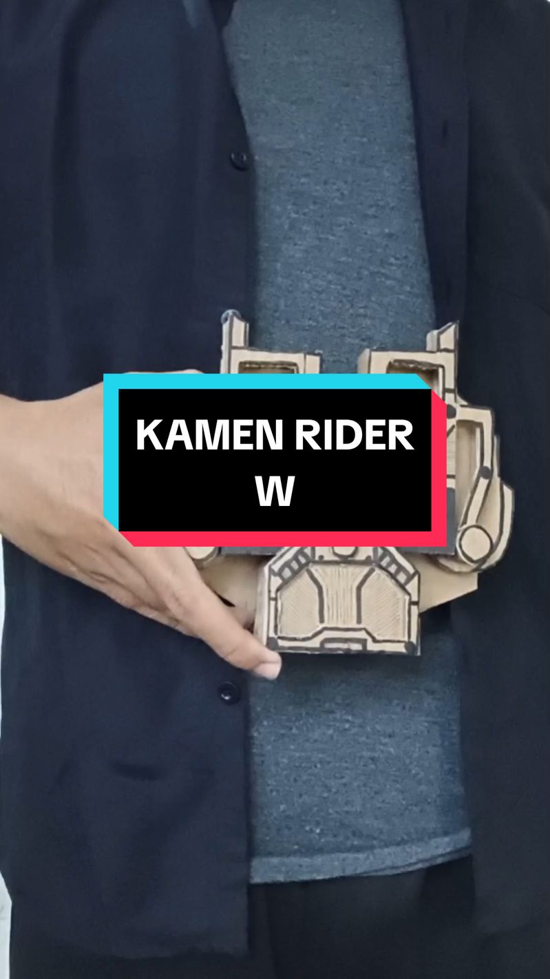 ketika tidak mampu beli belt 🥲 . . #kamenrider #henshin #craft #kerajinantangan #kardusbekas