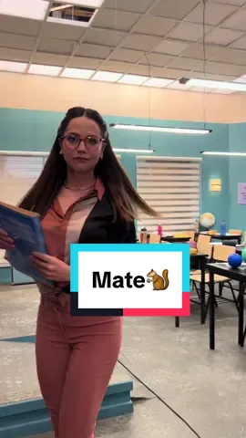 Soy Serena tu maestra de Mate👩🏻‍🏫 Incorregibles 7pm x canal5✨