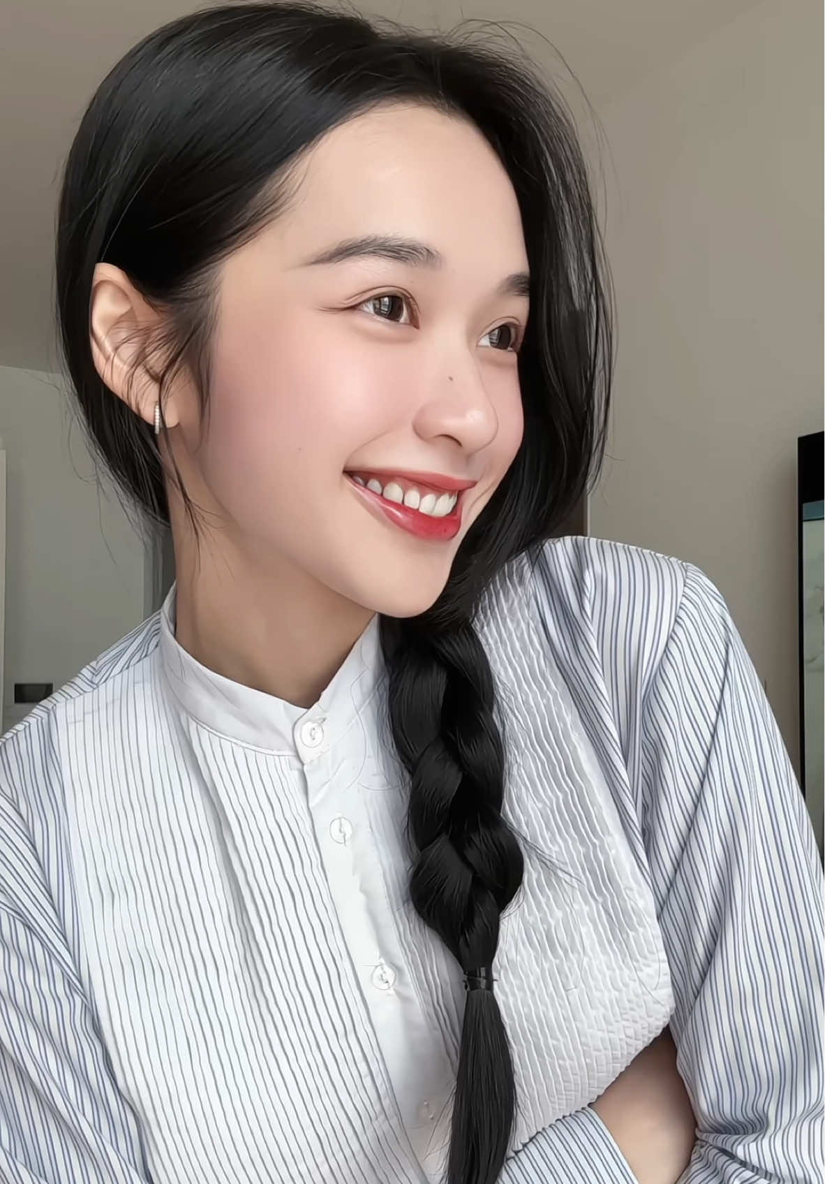 Cô pé hay cười 🥰😁 #kartychang #closeupvietnam #closeupwhitenow #trangbattong3X 